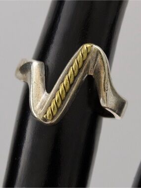 Vintage Taxco Sterling Silver Zigzag Ring Size 6 Wave with Brass Twisted Rope